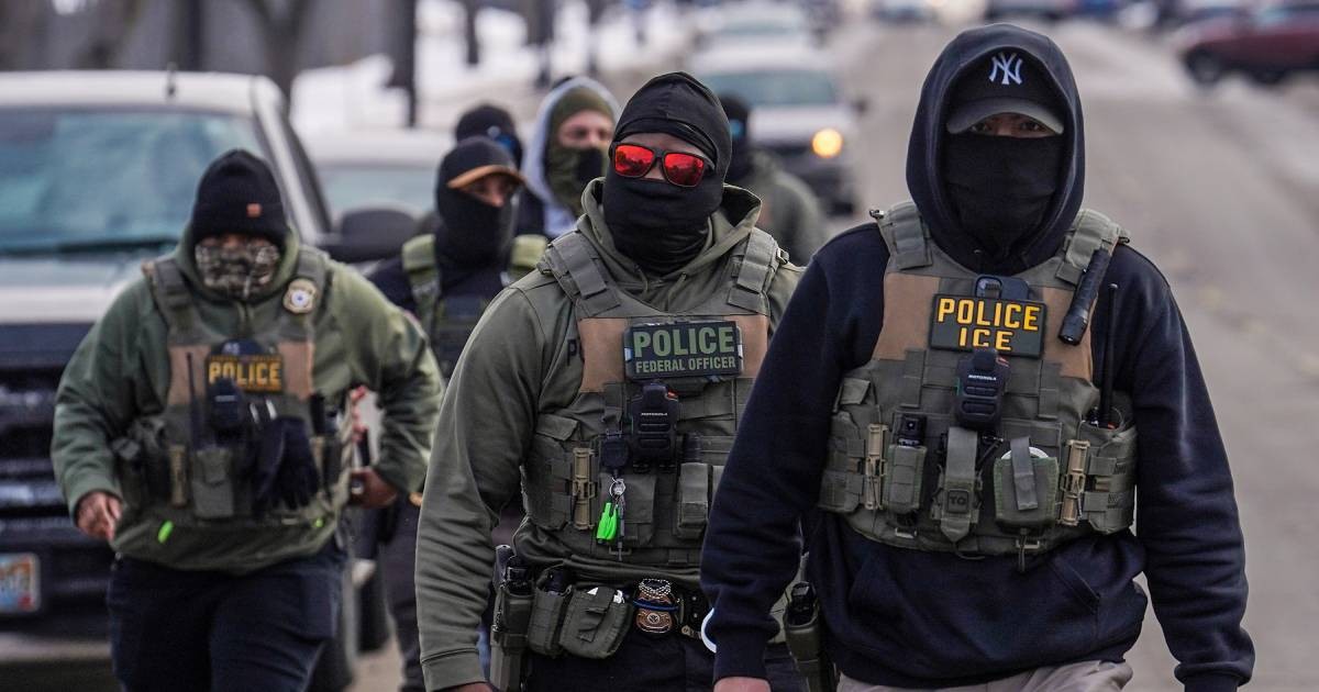 ICE plans to give officers gloves that can deliver painful electric shocks: AP