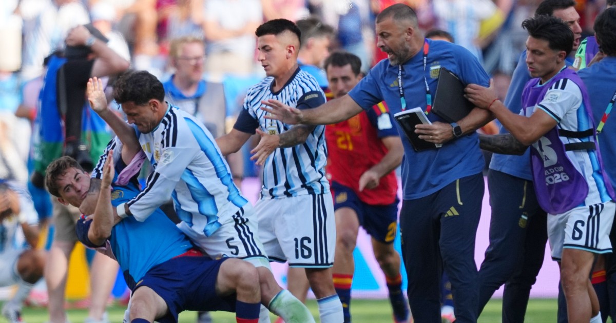 Paredes banned 10 games as FIFA suspends 3 Argentina players for World Cup final scuffle