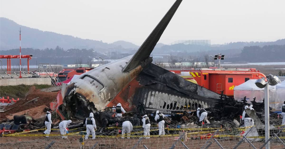 South Korean police seek indictments of 7 transport ministry officials over Jeju Air crash