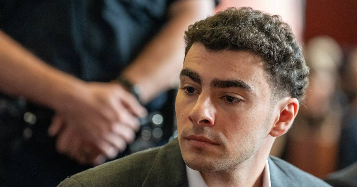 Luigi Mangione expected to plead guilty in UnitedHealthcare CEO killing, AP source says