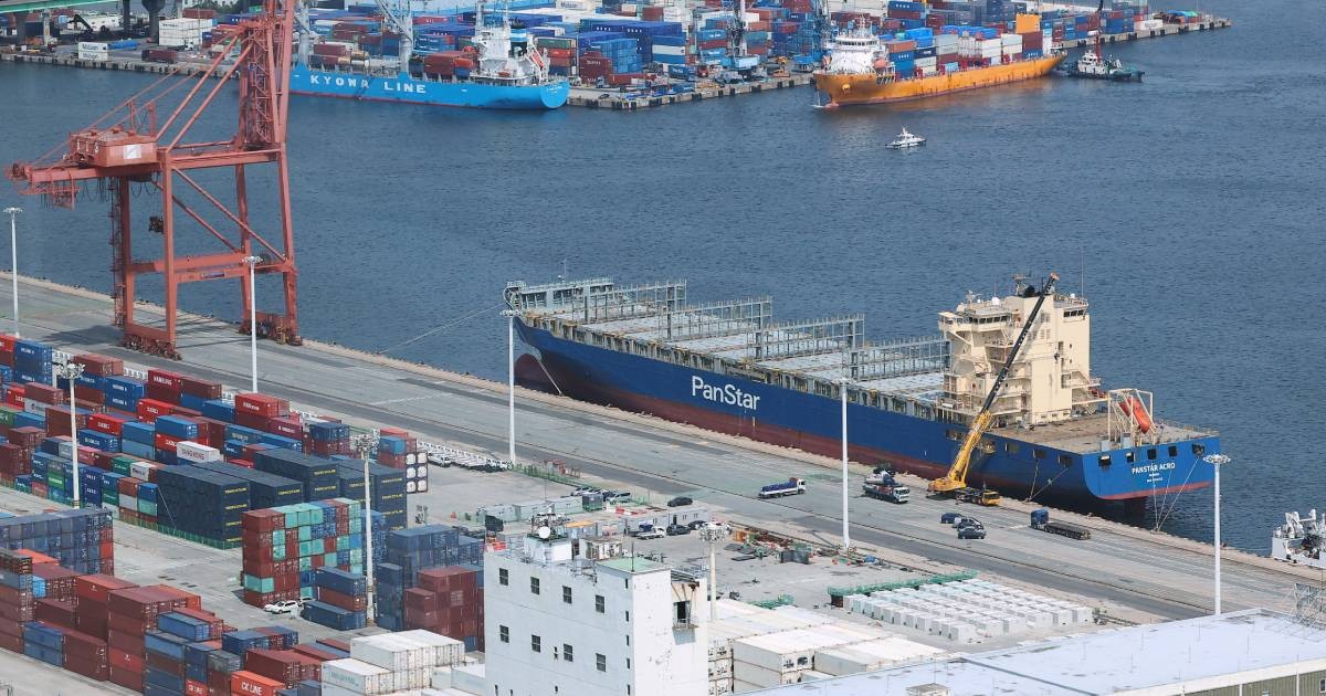 South Korea ship to test Arctic commercial route amid Western concerns