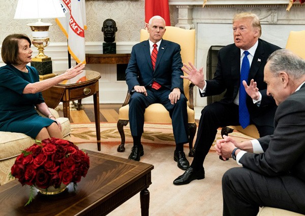 Trump 'tantrum' threatens US government shutdown