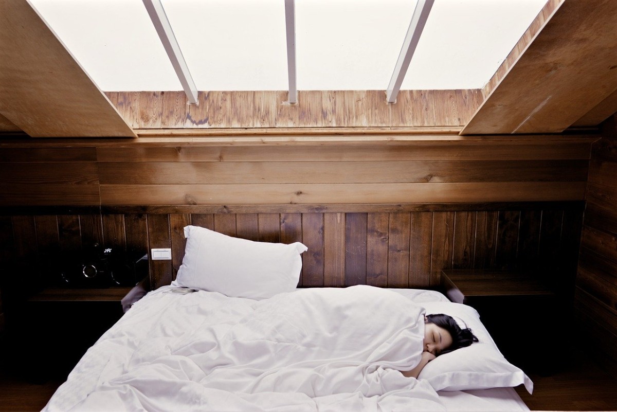 Sleep more than 9 hours and take naps? You could be increasing your risk of stroke 