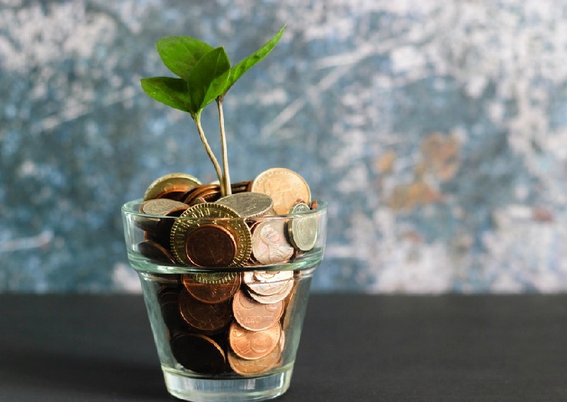 Best short & long term endowment plans in Singapore (2021)