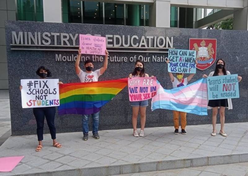 6 warned for transgender protest outside MOE
