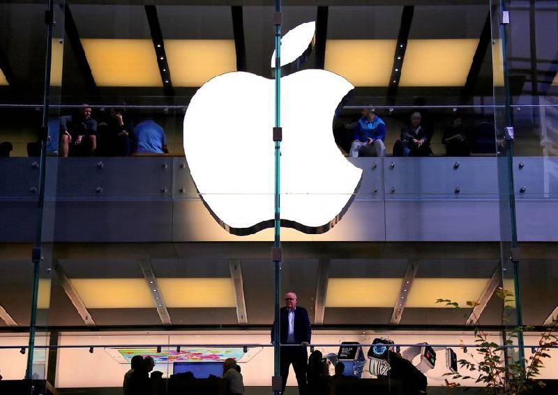 Apple's Australian workers go on Christmas strike demanding better wages, work terms