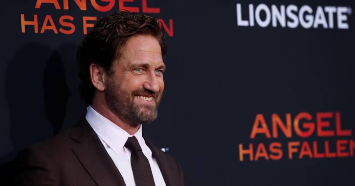 Gerard Butler goes from action hero to singing Santa in Christmas mash-up