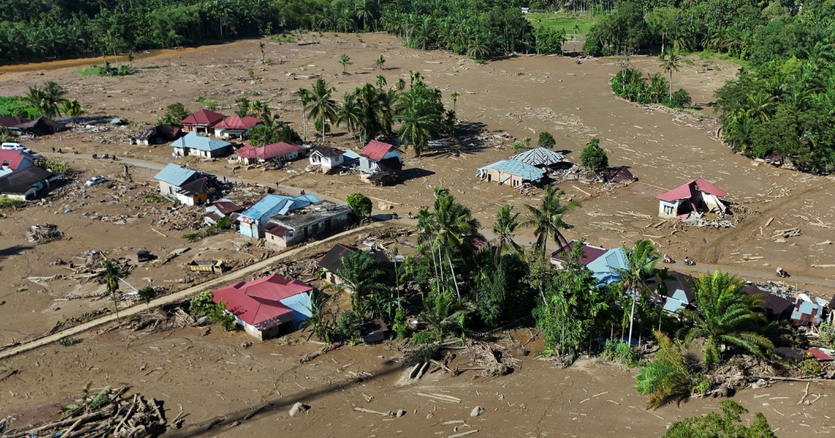 Southeast Asia storm deaths near 800 as scale of disaster revealed