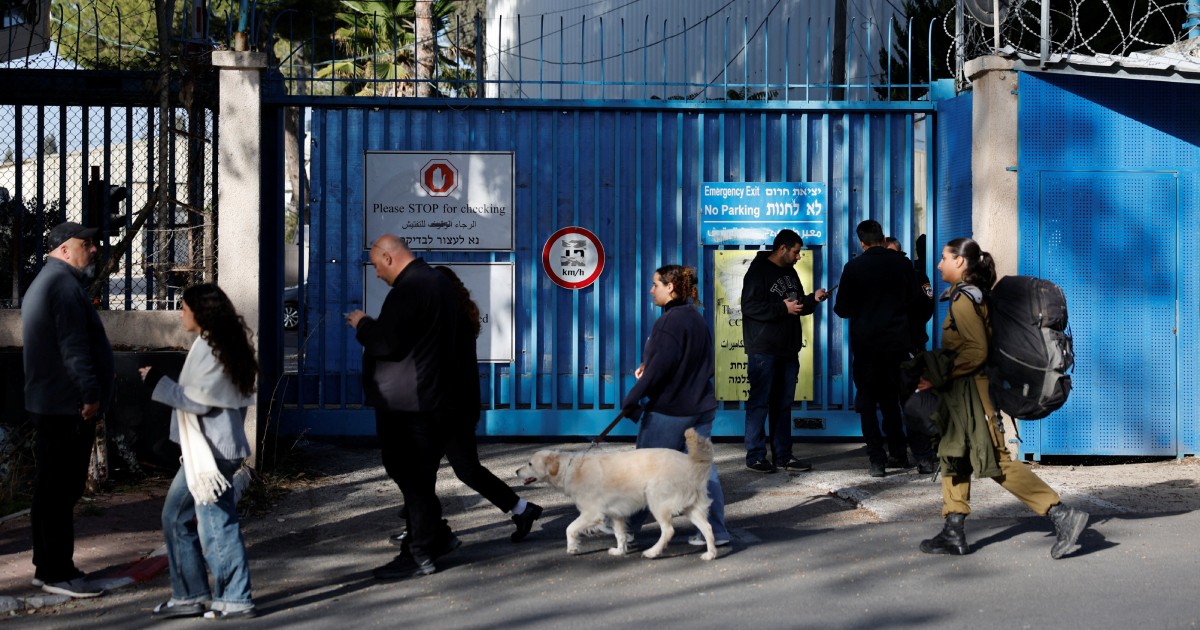 world Israeli authorities raid UN Palestinian refugee agency's East Jerusalem compound