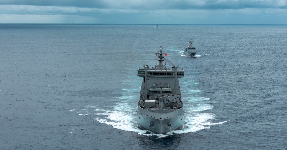 world New Zealand navy encountered Taiwan warship during strait transit last month