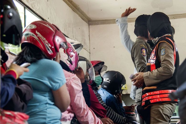 Goodbye to romance: Indonesian cities ban Valentine's Day