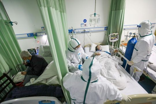 Coronavirus: Death toll in China passes 2,000 as Hubei province reports 132 new fatalities