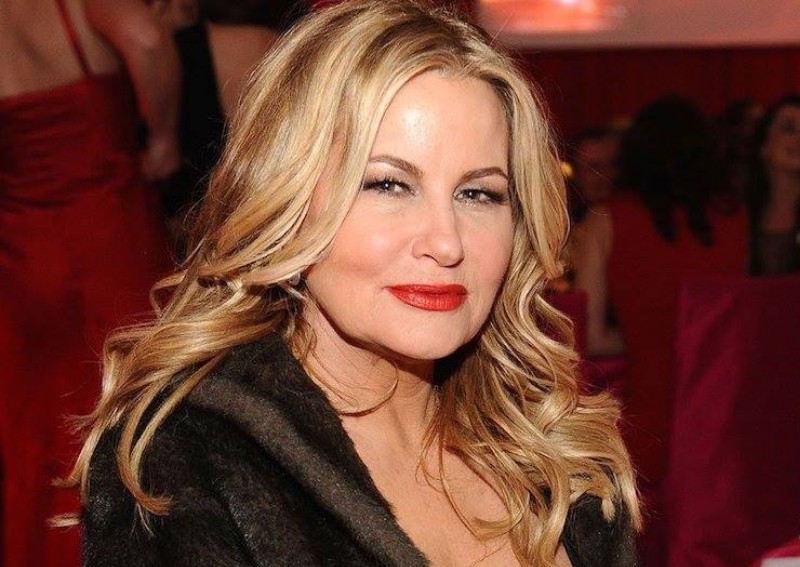Jennifer Coolidge refuses to do a hot dog commercial despite her famous line from Legally Blonde 2