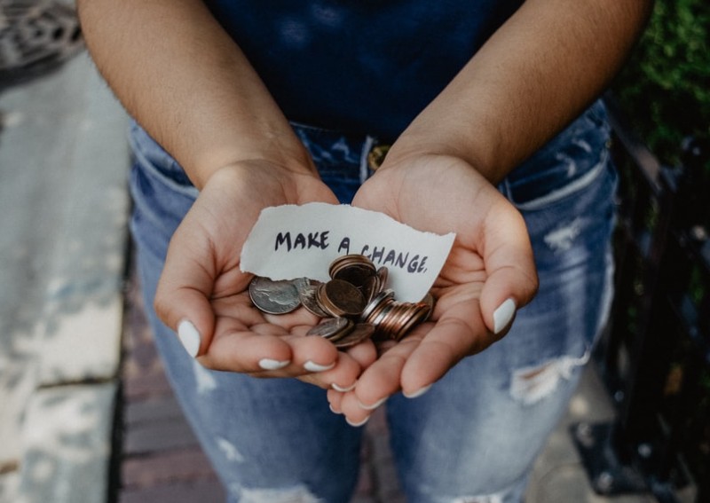 Financial minimalism: How to spend less and live more