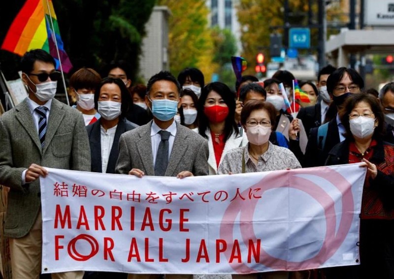 Most Japanese favour recognising same-sex marriage, sexual diversity