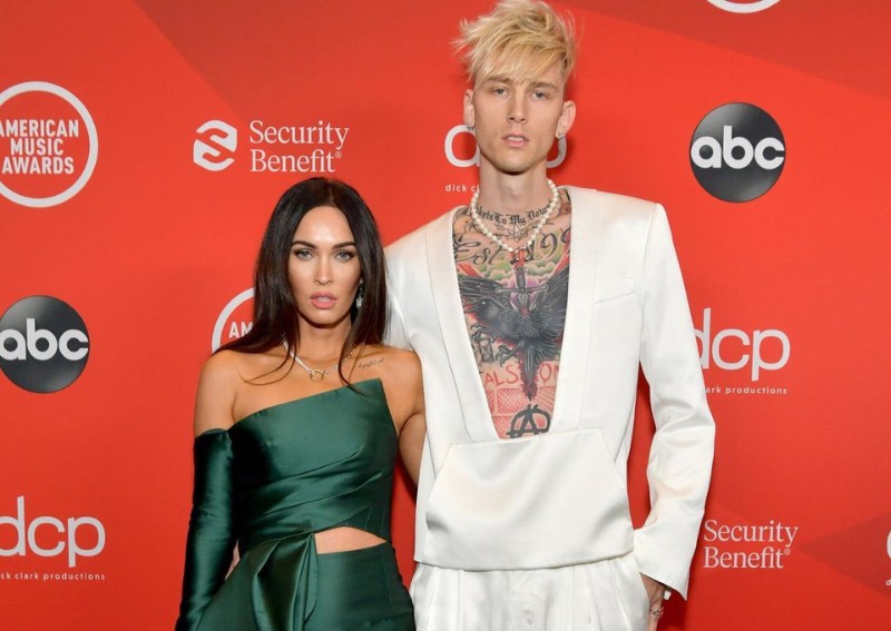 Megan Fox returns to Instagram, insists Machine Gun Kelly didn't cheat