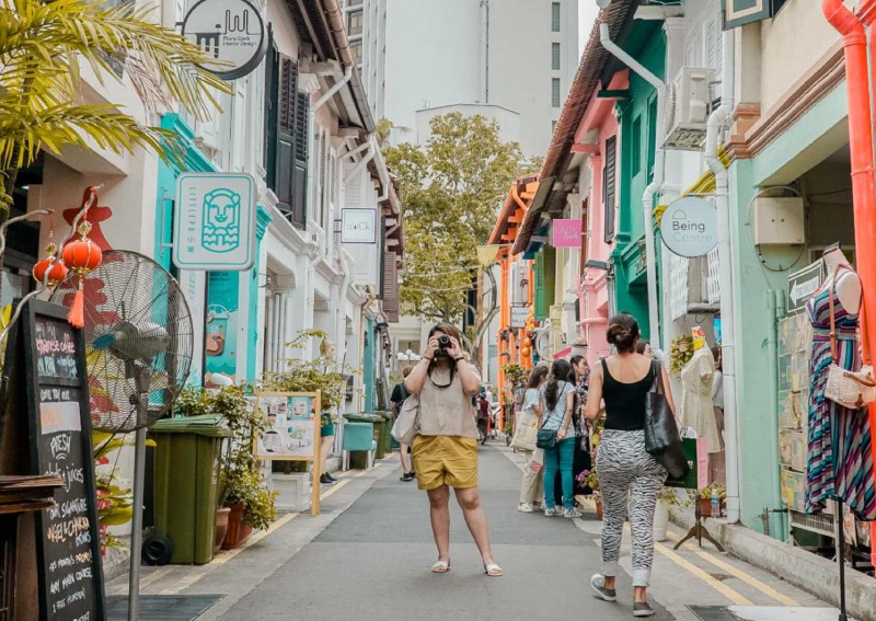 First time in Singapore? How to get and stay connected