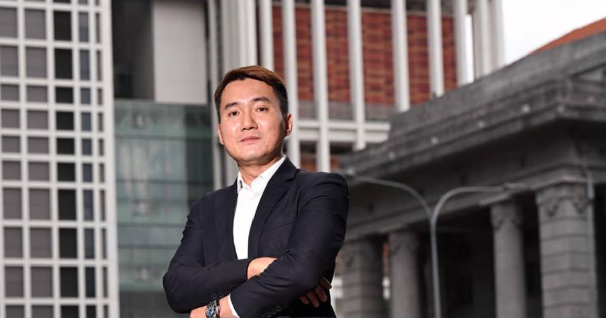 'If you lose hope, you're done': Former drug addict now a lawyer and proud father