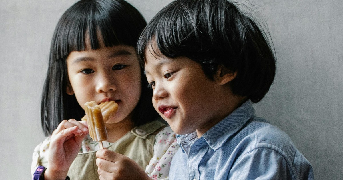 How to foster better sibling relationships: Collaboration over competition