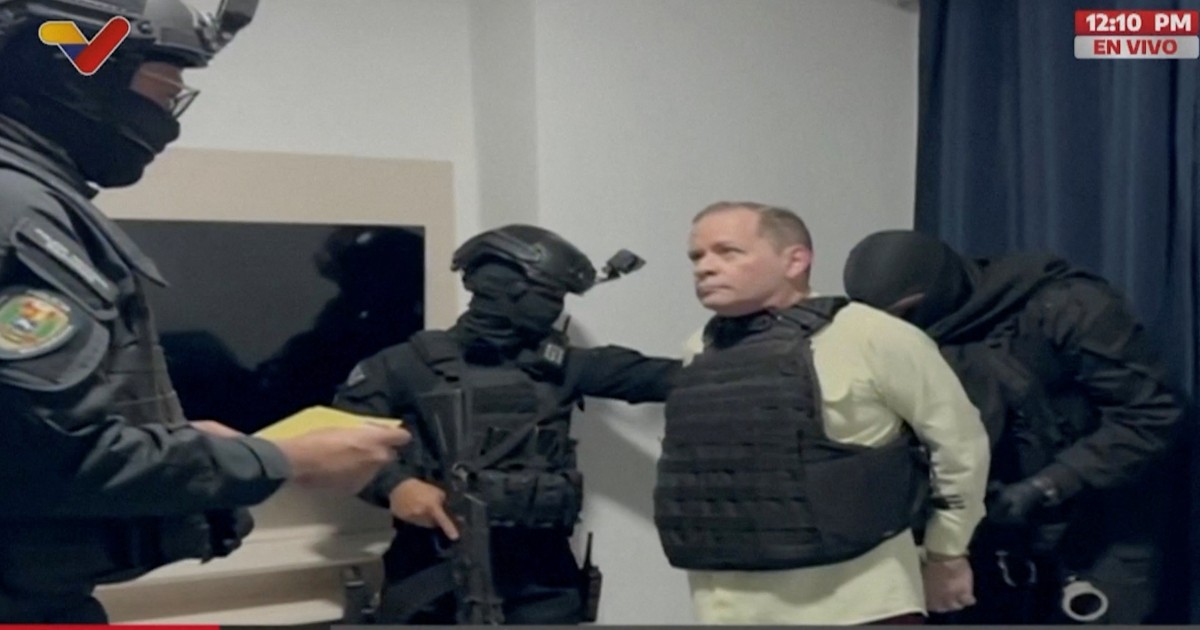 Venezuela frees prominent opposition members as prisoner releases continue