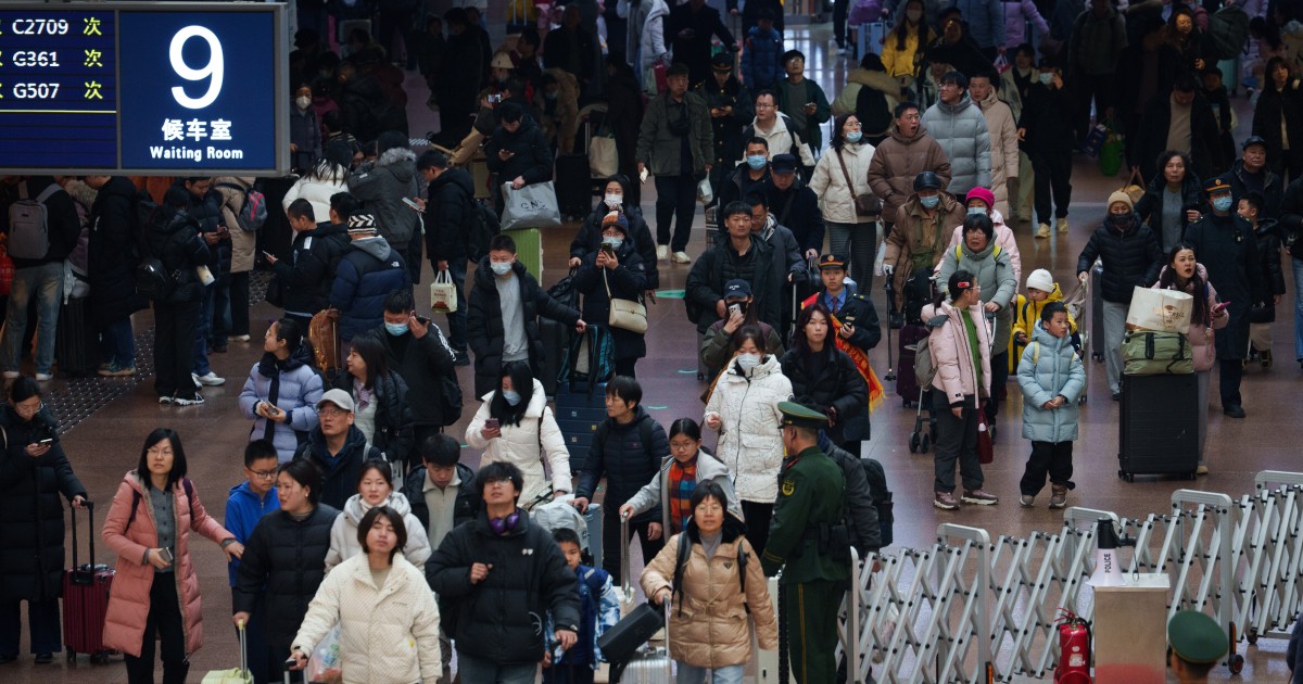 china China's Lunar New Year travel rush begins with record 9.5 billion trips expected