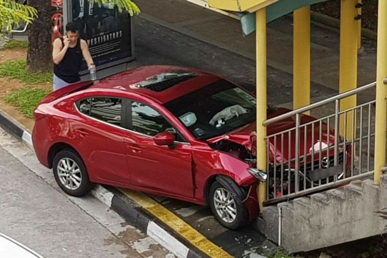 Cockroach in car gives woman a fright, causing her to crash into overhead bridge in Jurong East
