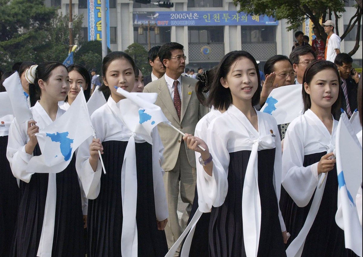 North Korea's 'army of beauties' set to invade South to add cheer to Olympics