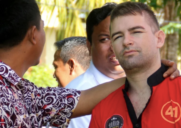 Hunt on for French inmate who used a sarong to escape from Indonesian jail