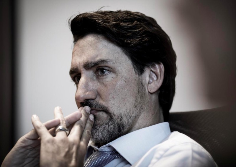 Canada's Trudeau makes waves online with new beard