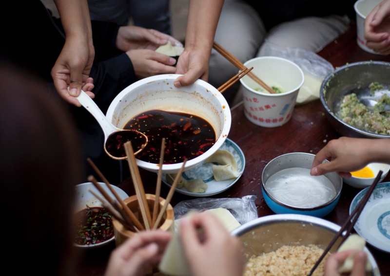 CNY survival guide: How to gracefully deal with the 7 types of relatives you meet