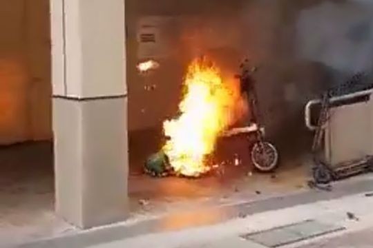 E-bike catches fire beside Choa Chu Kang MRT station; 2nd incident involving motorised devices in 2 days
