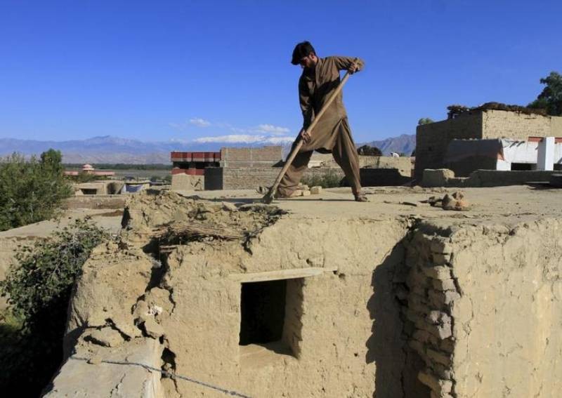 Magnitude 5.6 quake hits western Afghanistan, killing more than 20