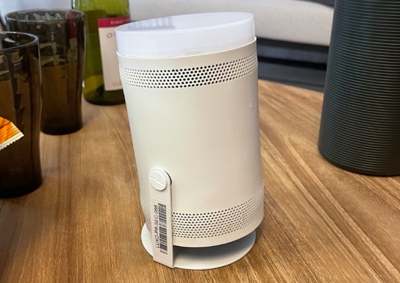 Hands-on: Samsung The Freestyle portable projector