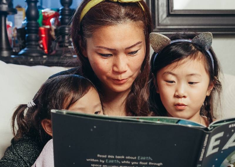 7 family values that help kids tell right from wrong