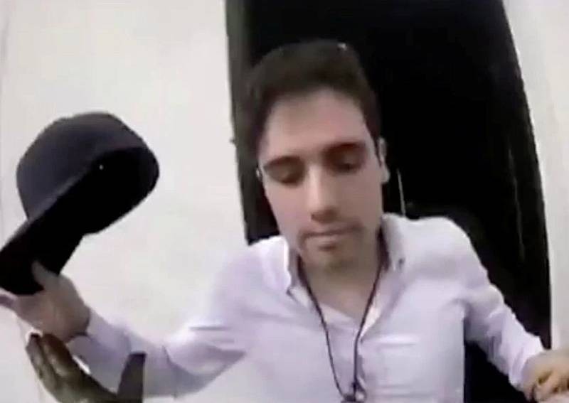 Mexico arrests son of drug kingpin 'El Chapo', sparking wave of violence