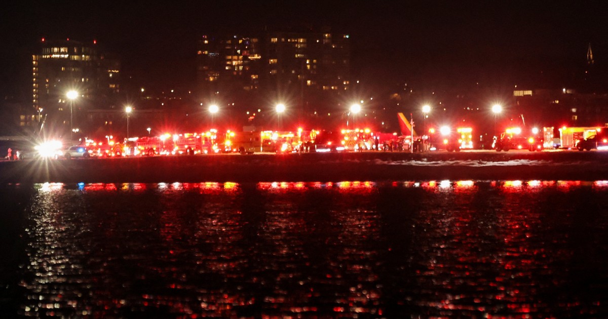 American Airlines regional jet collides with helicopter near Washington's Reagan Airport