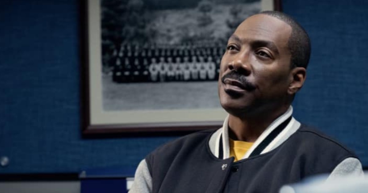 Eddie Murphy to star in action-comedy Blue Falcon