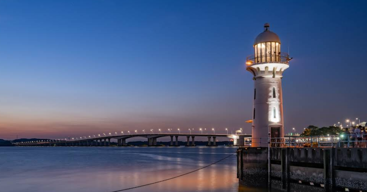 malaysia Malaysian man who fell from Second Link bridge was bus driver in Singapore; had holiday planned with family