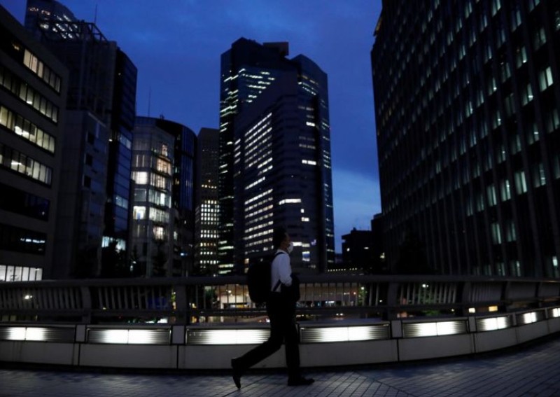 No new state of emergency as nightlife drives Tokyo's coronavirus spread