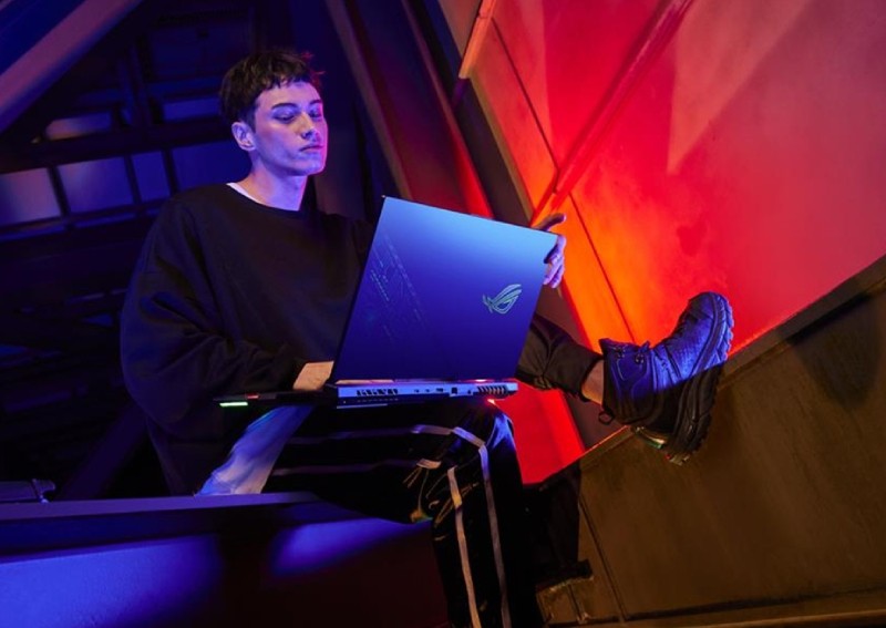 The Republic of Gamers Strix Scar 17 Special Edition notebook is now available in Singapore