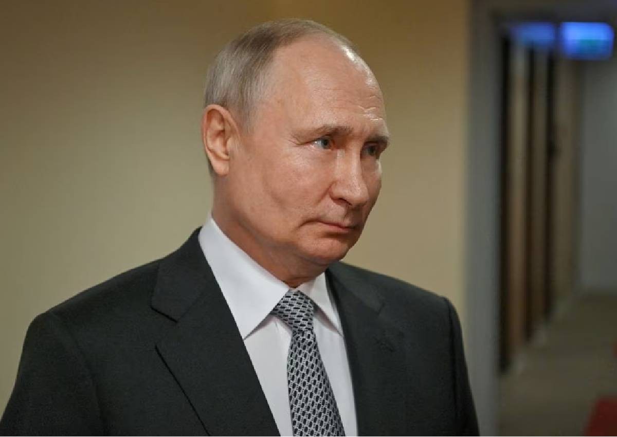 Russia's Putin snubs Prigozhin, Biden jokes about poison