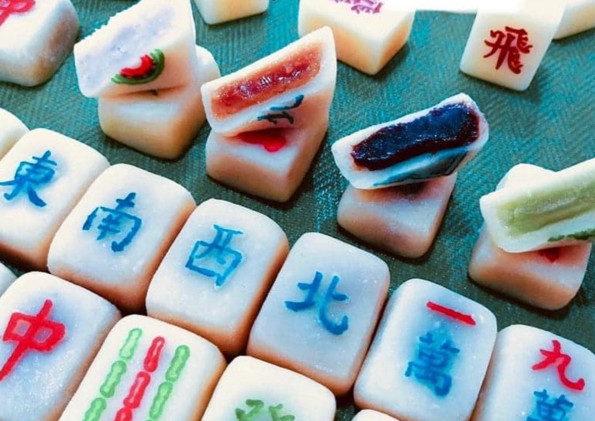 Huat ah! Bedok stall selling mahjong-themed mooncakes this Mid-Autumn Festival