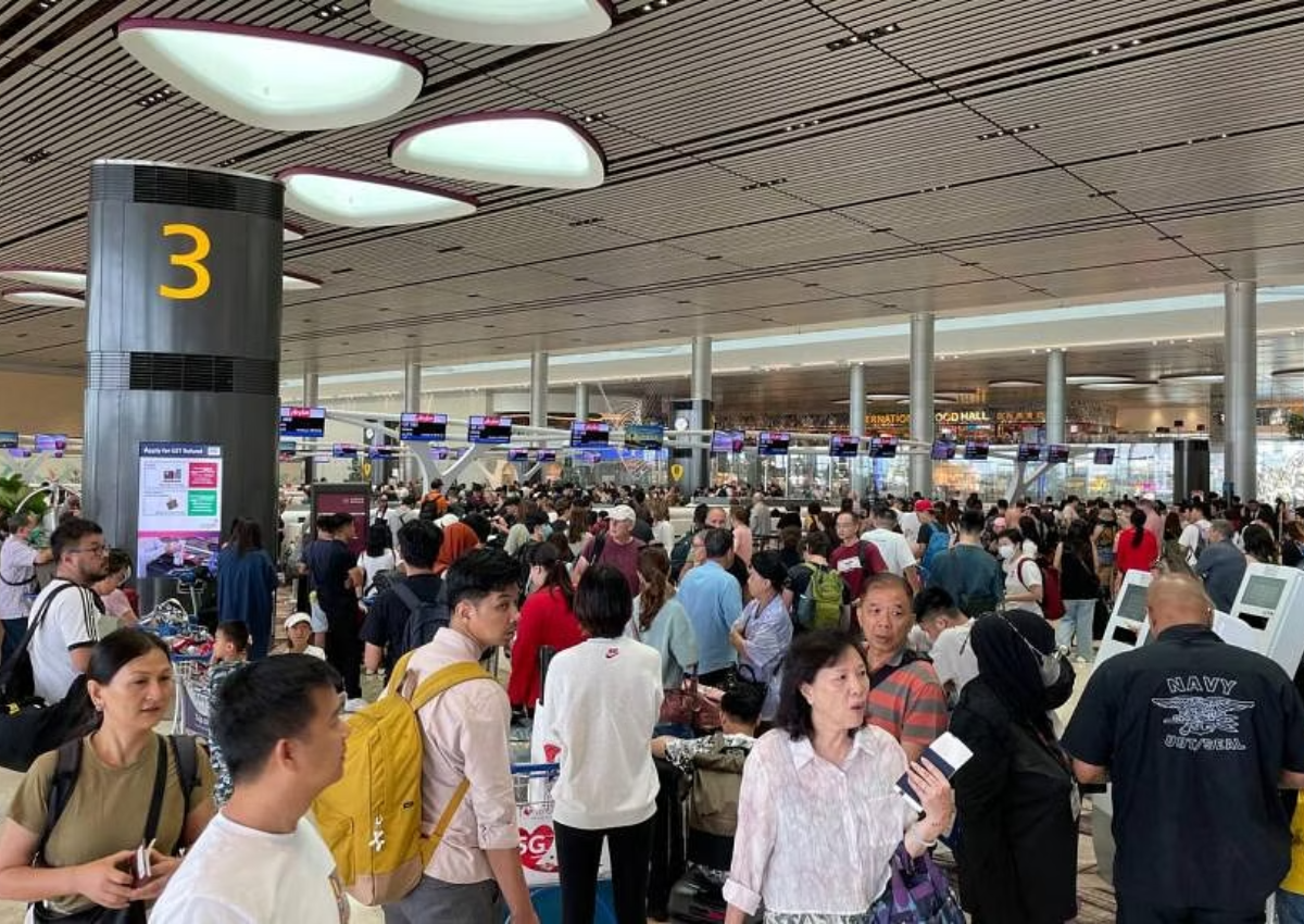 Check-ins for most airlines affected by global tech outage at Changi Airport back to normal
