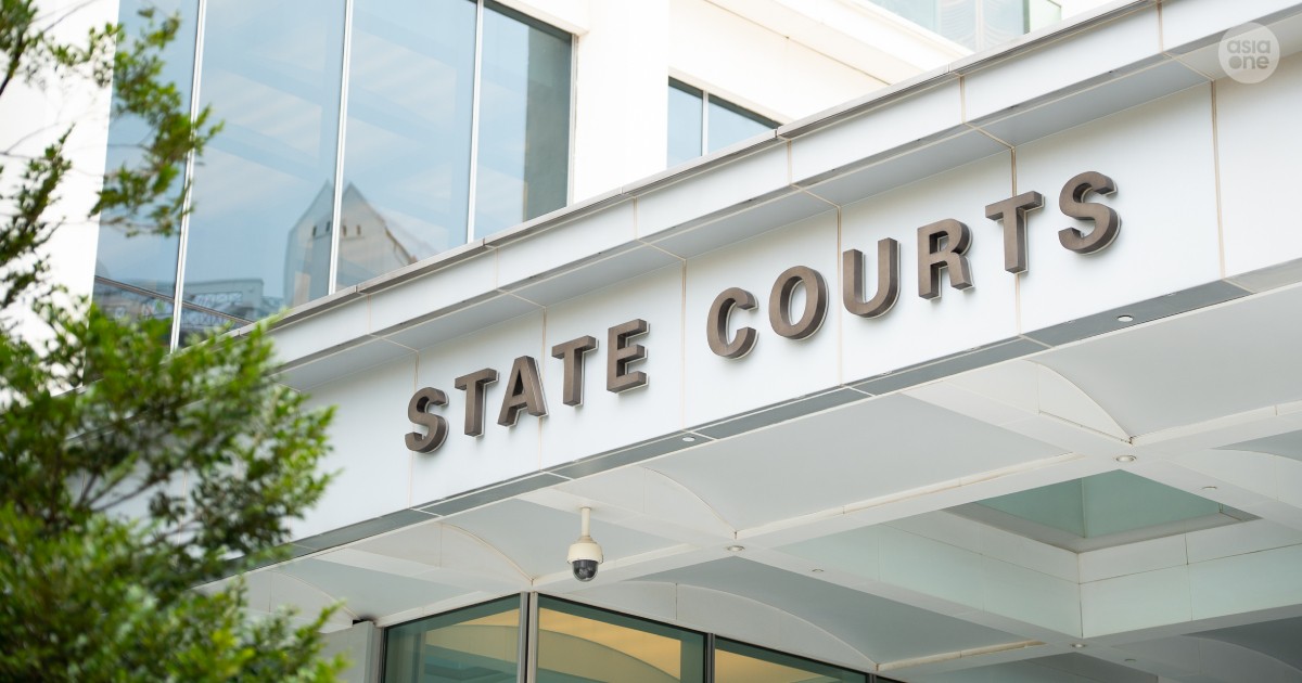 7 weeks' jail for male cook who molested drunken man sleeping on bench at shopping mall