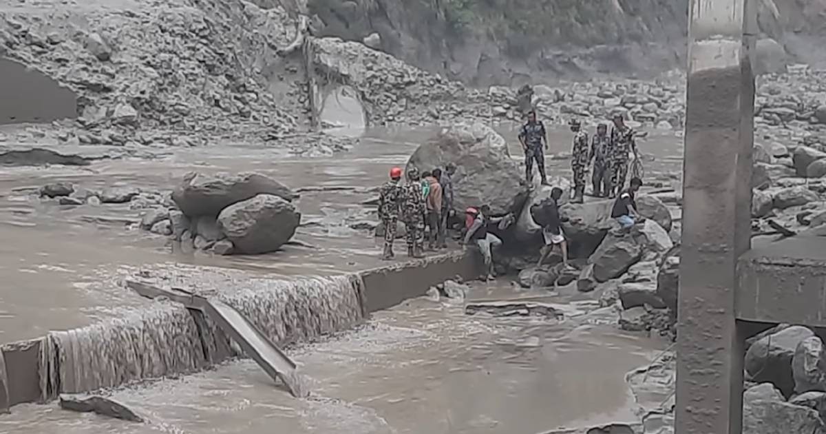Dozens missing after floods on Nepal-China border
