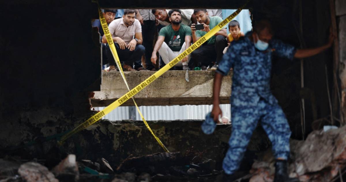 Teacher dies saving students from inferno in Bangladesh jet crash