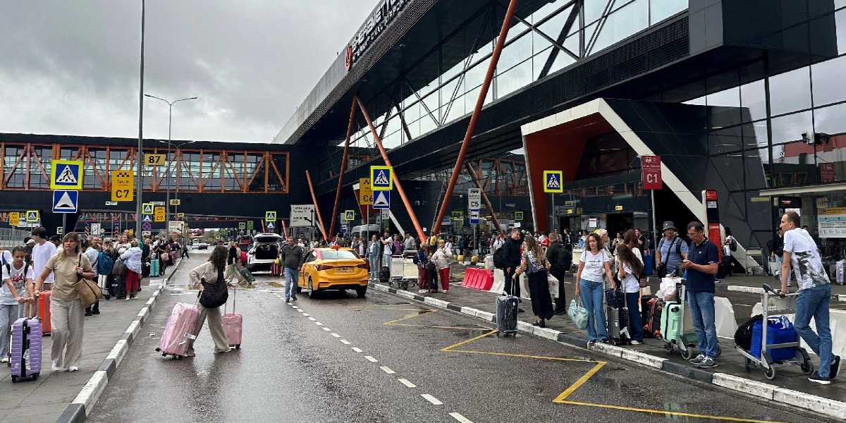 Russia starts first Moscow-Pyongyang passenger flights in decades