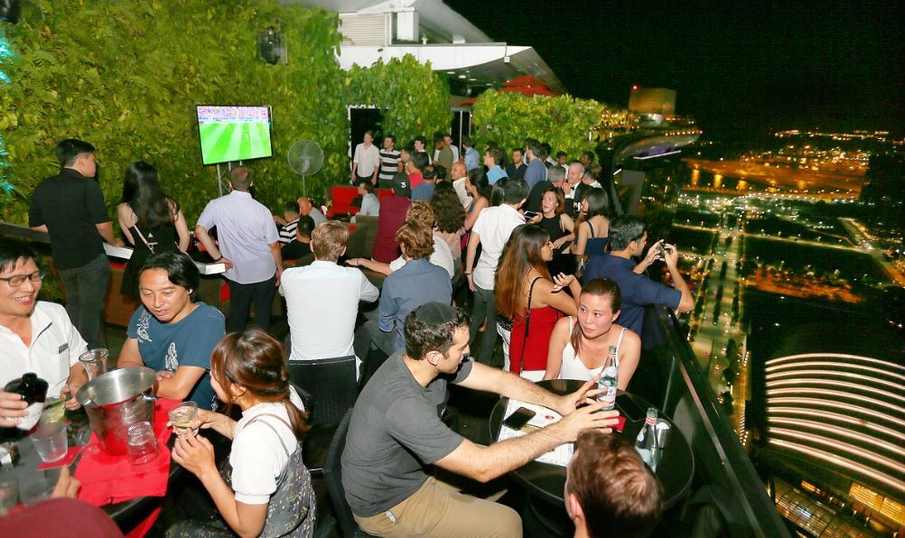 Restaurants and bars in Singapore that are screening the FIFA World Cup 2018