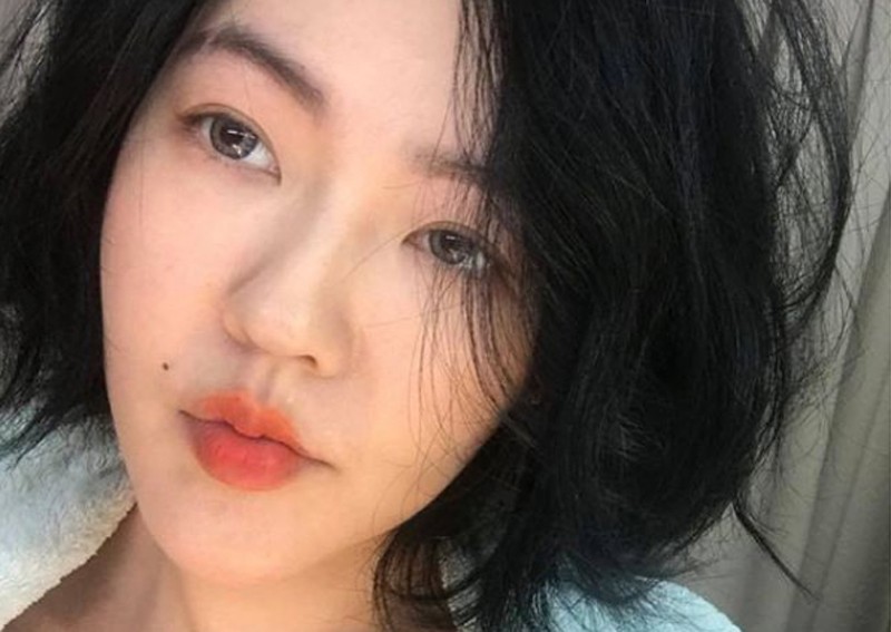 Dee Hsu shares her secret to a sharp and defined face