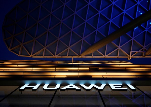 Trump acting budget chief asks for delay on Huawei restrictions